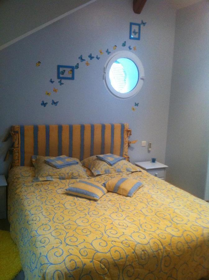Le Petit Manoir Bed & Breakfast Farceaux Ngoại thất bức ảnh